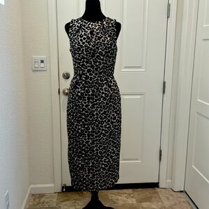 Sz 6, NWT Anthropologie jacquard dress.